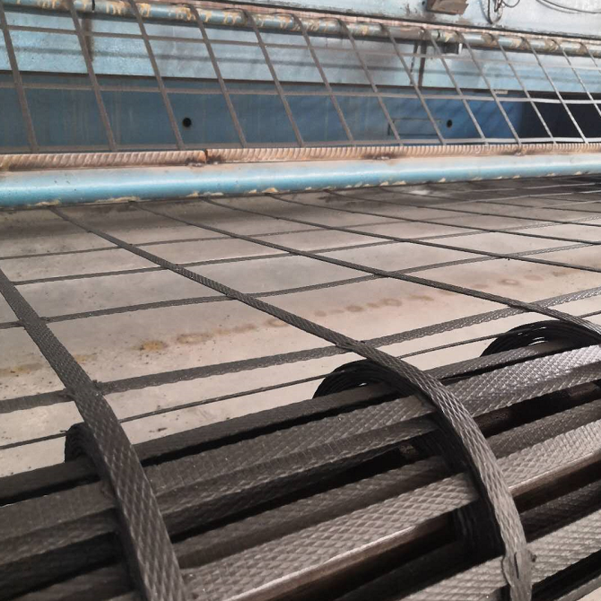 加工订做钢塑复合土工格栅